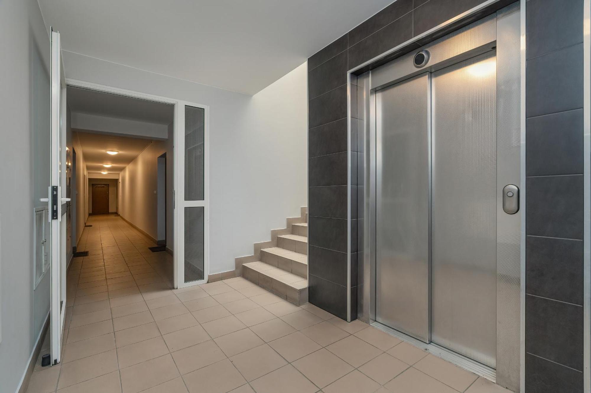 Spacious Ideal For Families By Renters *