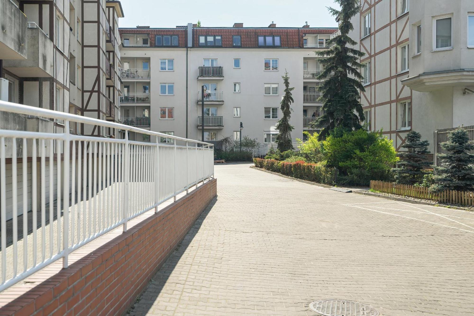 Spacious Ideal For Families By Renters * Poznan